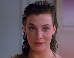 Kelly LeBrock perfect plot in 'The Woman in Red'