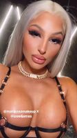 _Natalii3 my guess is she did not realize her nipples were showing lol. Either way a win for us 😁