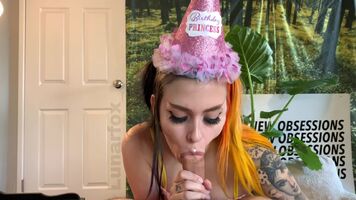 Birthday princess gives daddy a blow job with a facial ending! 🎉✨