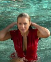 Kristen Bell wet and ready