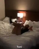Toni Storm kip up in bed