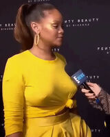 Rihanna has the sexiest titties