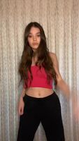 I would jerk my cock in front of Hailee Steinfeld while she dances like that. How rough would you be with her?