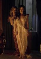 Gwendoline Taylor & Ellen Hollman - Gorgeous plot in 'Spartacus'