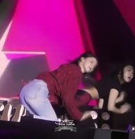 SNSD Yoona - On all fours