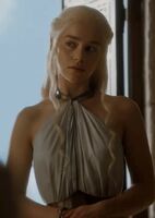 Imagine getting that look from Emilia Clarke
