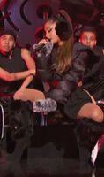 I want Ariana Grande to sit on my cock