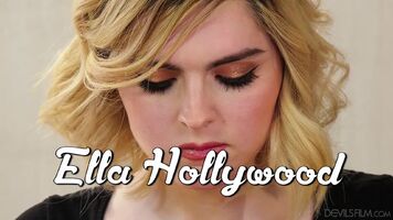 Ella Hollywood - Translicious